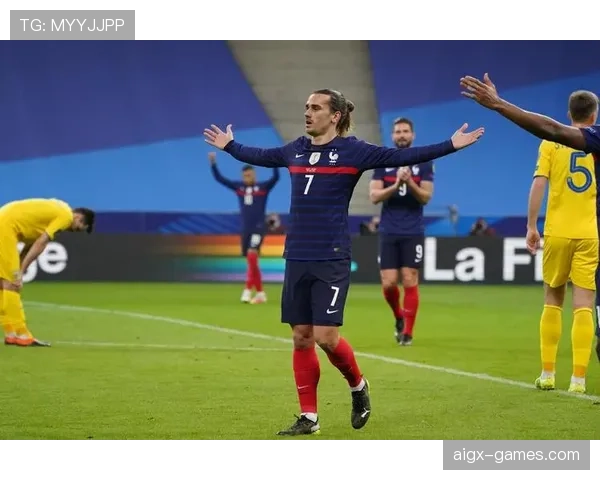 格列兹曼领衔法国队进攻线,世界杯表现备受瞩目 格列兹曼领衔法国队进攻线,世界杯表现备受瞩目