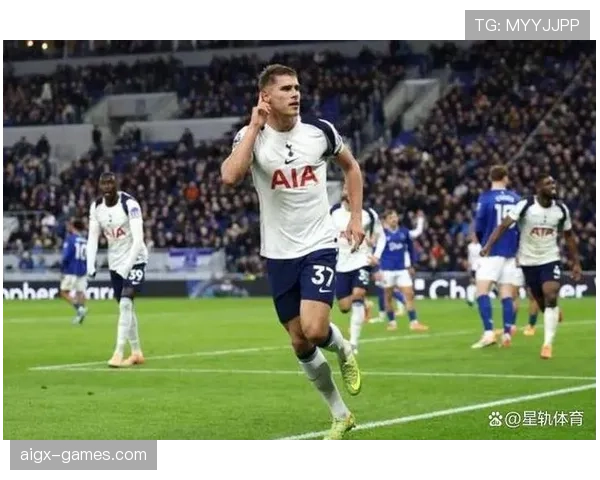 范戴克再传转会拜仁慕尼黑，潜在合作引发足坛热议