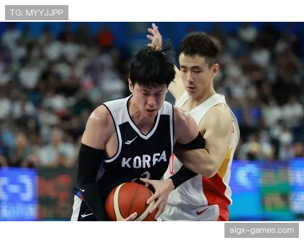 赵继伟训练完偷偷吃炸鸡被拍，这自律人设差点绷不住